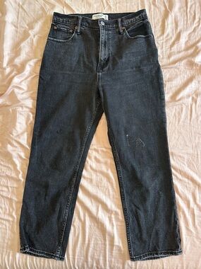 Abercrombie & Fitch High-Rise Black Straight Jeans
